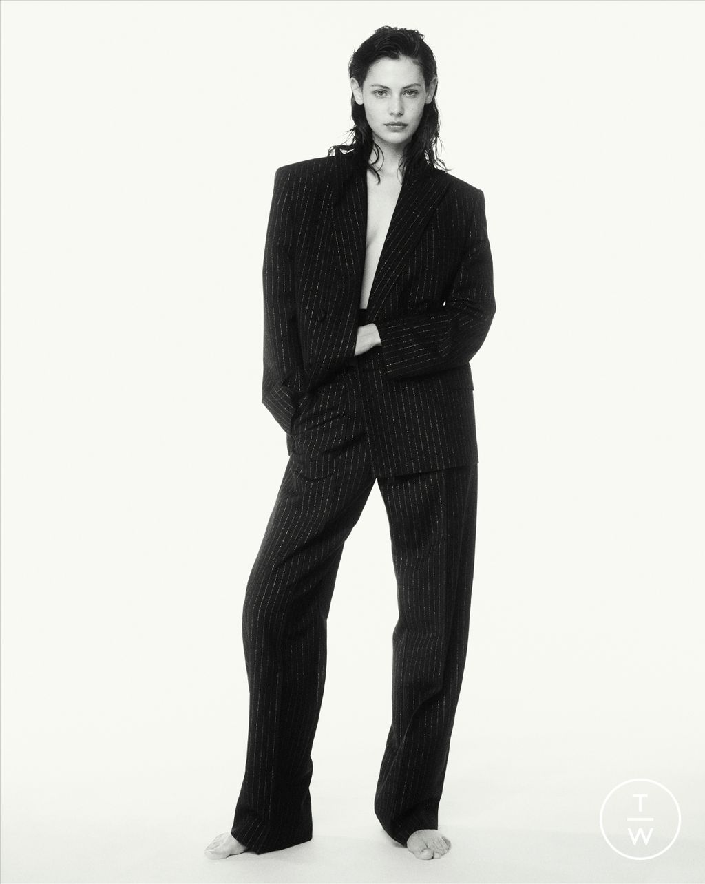 Fashion Week Paris Resort 2024 look 8 from the Rev collection 女装