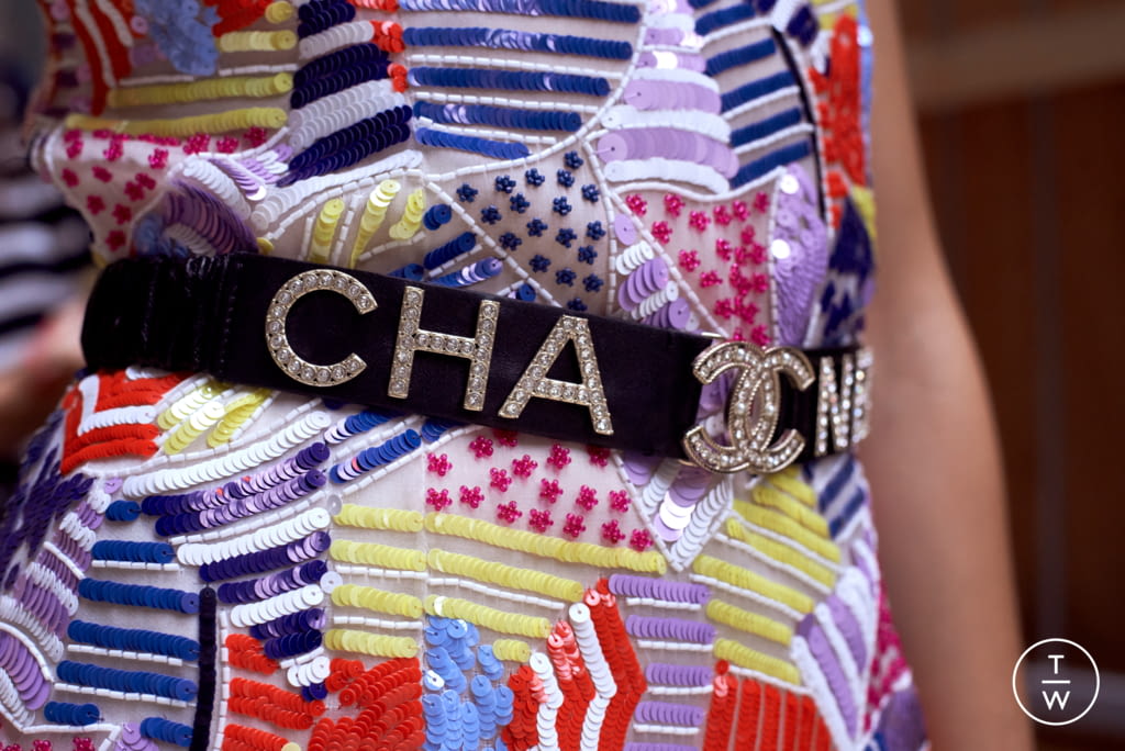 Fashion Week Paris Spring/Summer 2019 look 9 from the Chanel collection womenswear accessories