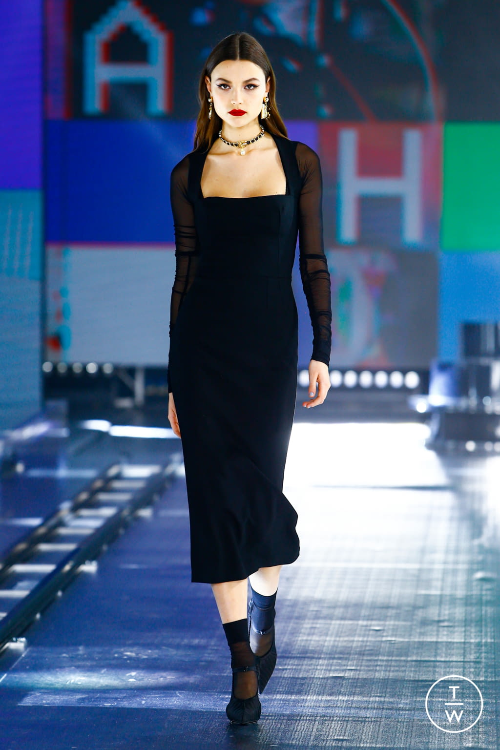Fashion Week Milan Fall/Winter 2021 look 89 de la collection Dolce & Gabbana womenswear
