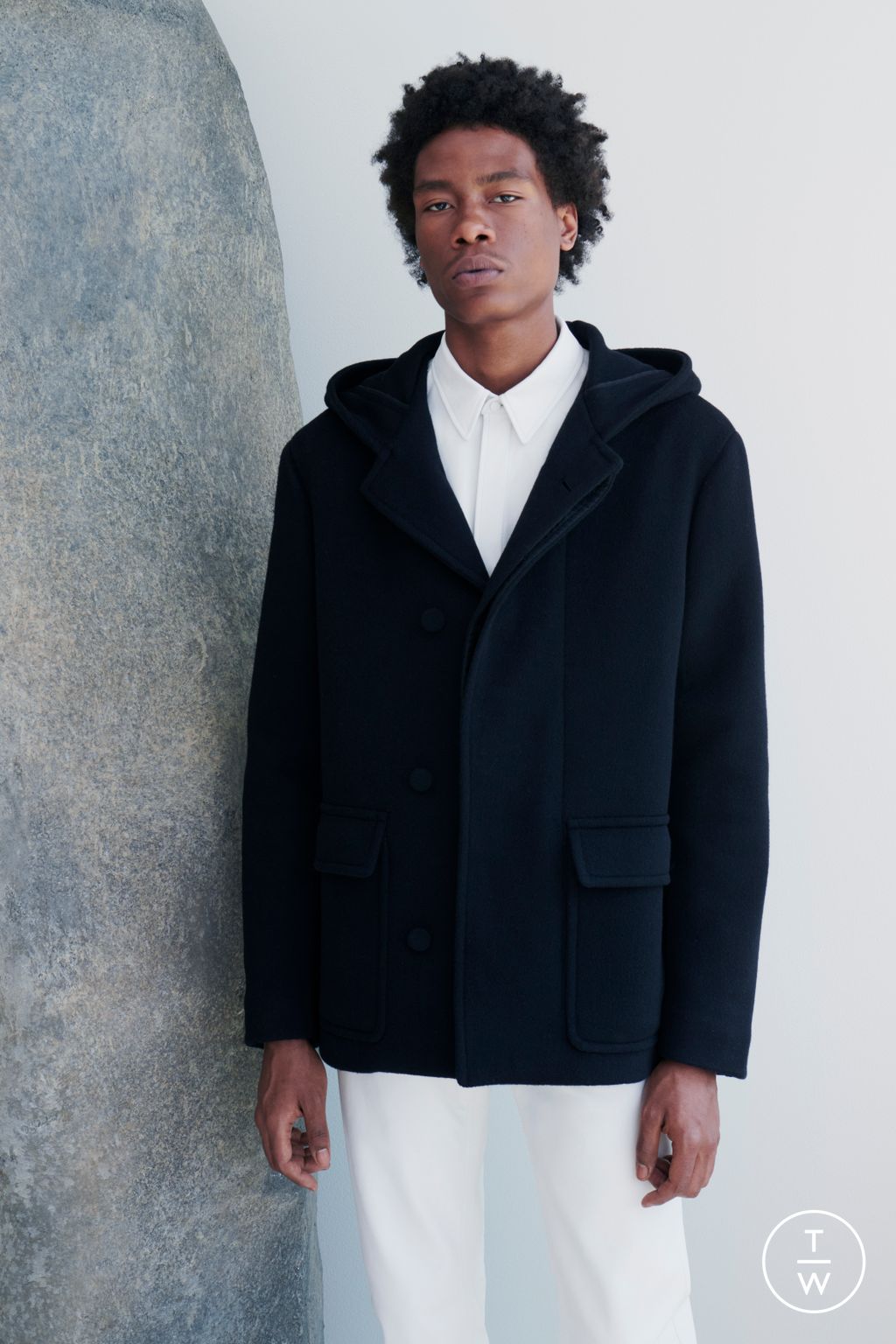 Fashion Week New York Resort 2024 look 8 from the Gabriela Hearst collection 女装