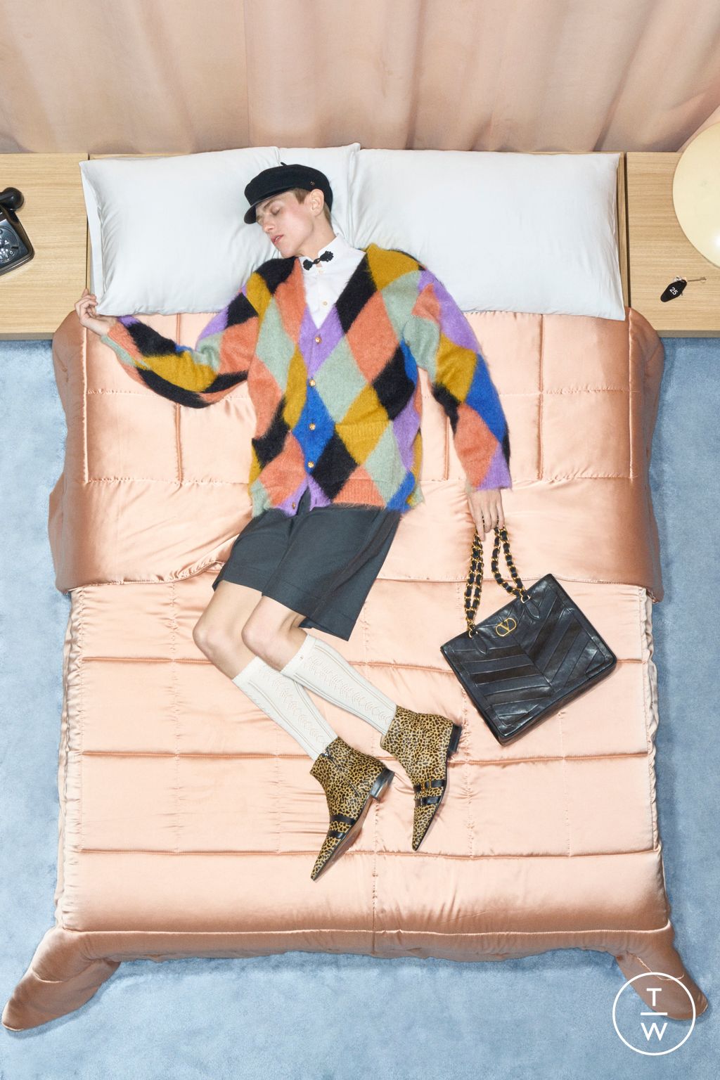 Fashion Week Paris Resort 2026 look 7 from the Valentino collection menswear