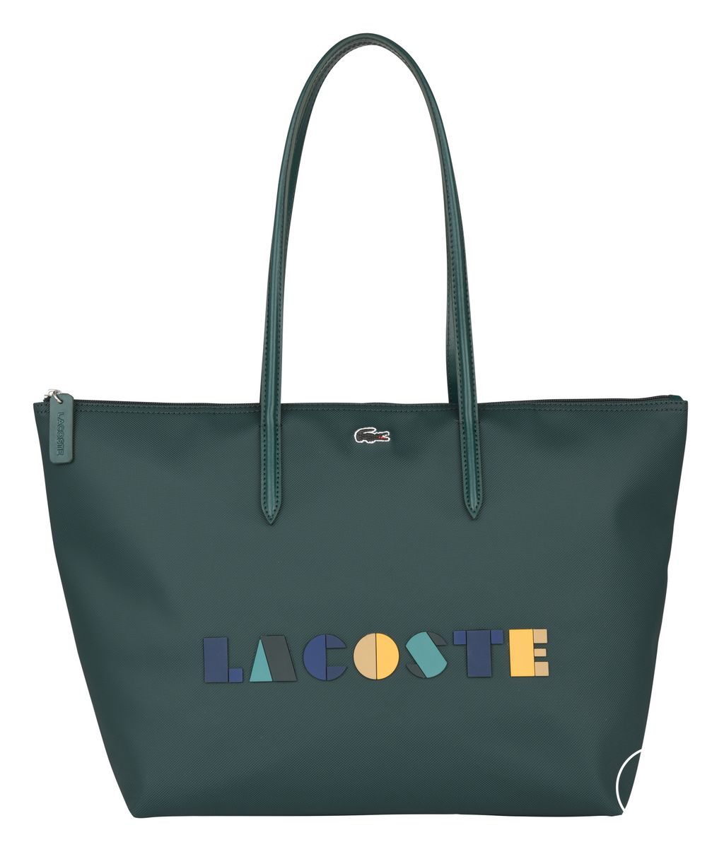 Fashion Week Paris Fall/Winter 2018 look 82 from the Lacoste collection womenswear accessories