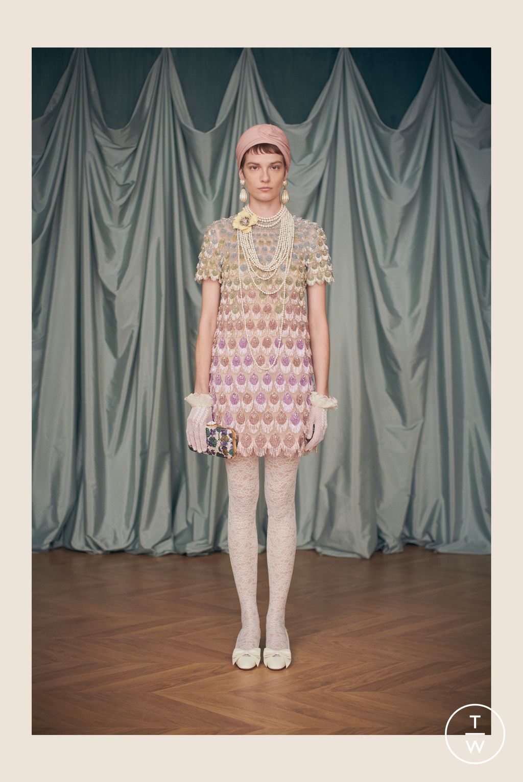 Fashion Week Paris Resort 2025 look 82 from the Valentino collection womenswear