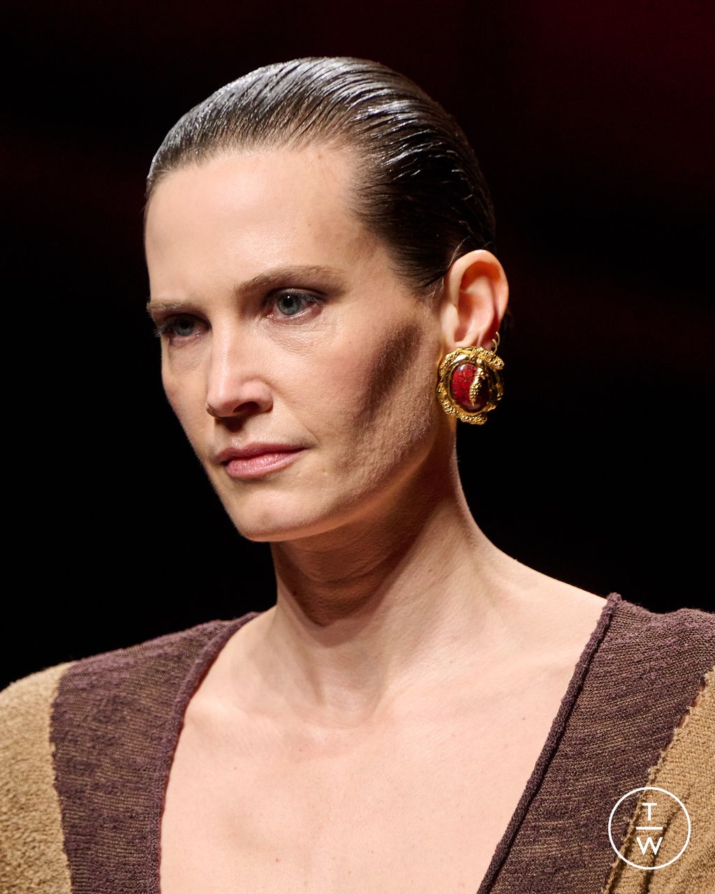 Fashion Week Milan Fall/Winter 2025 look 41 from the Roberto Cavalli collection womenswear accessories