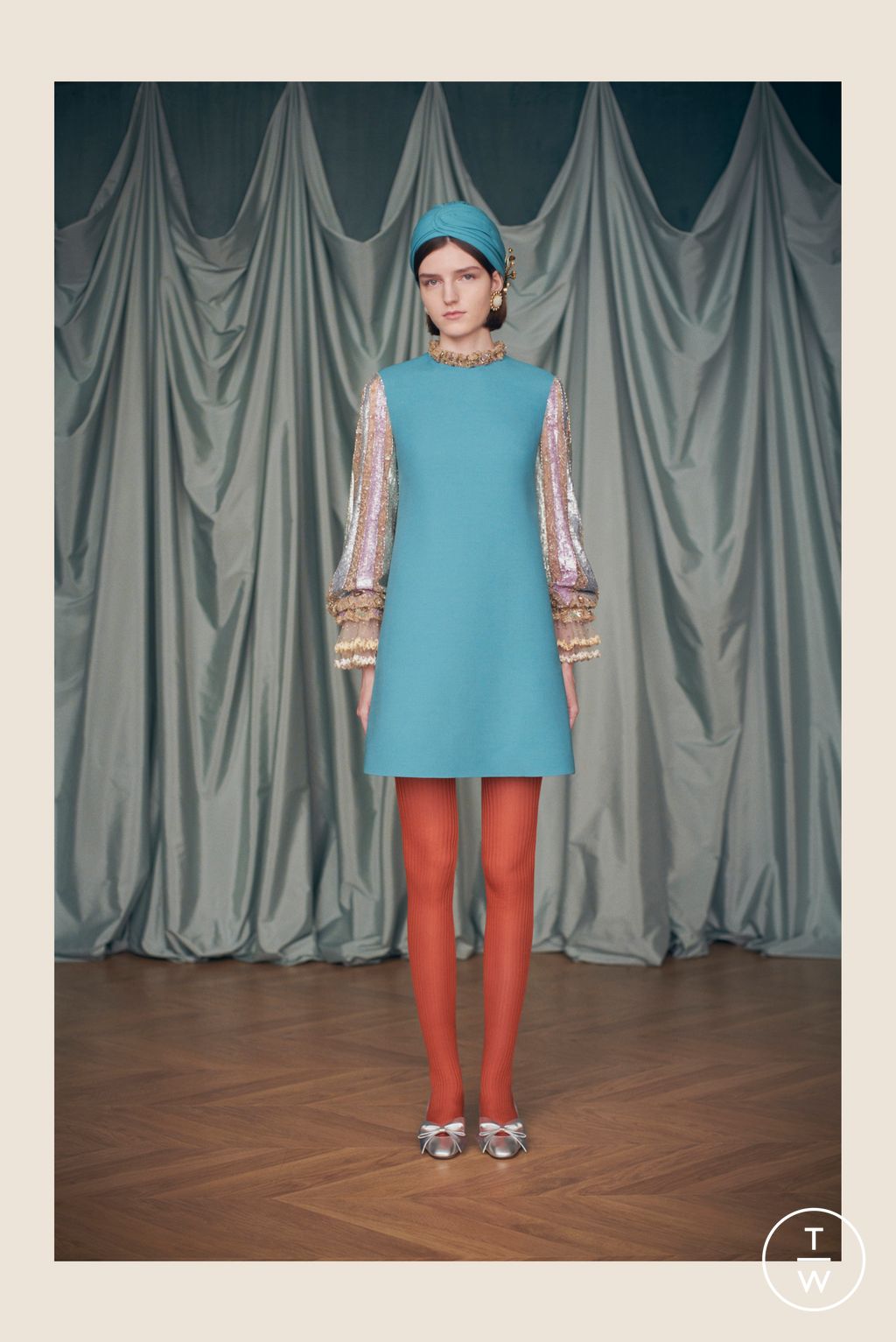 Fashion Week Paris Resort 2025 look 85 from the Valentino collection womenswear