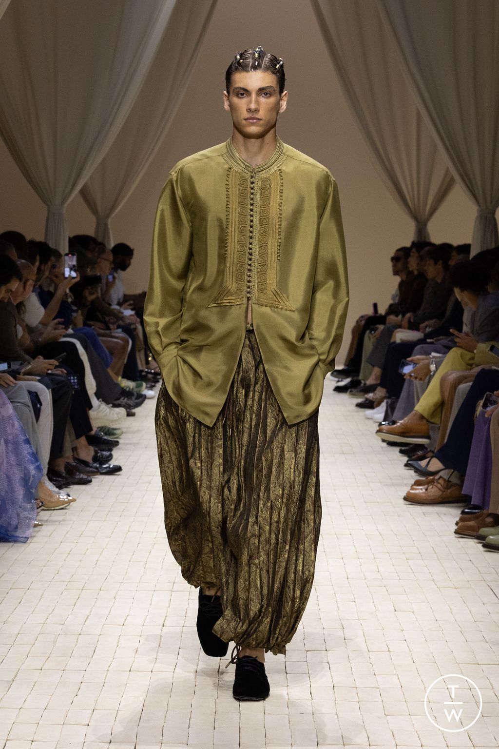 Fashion Week Milan Spring/Summer 2026 look 89 de la collection Emporio Armani menswear