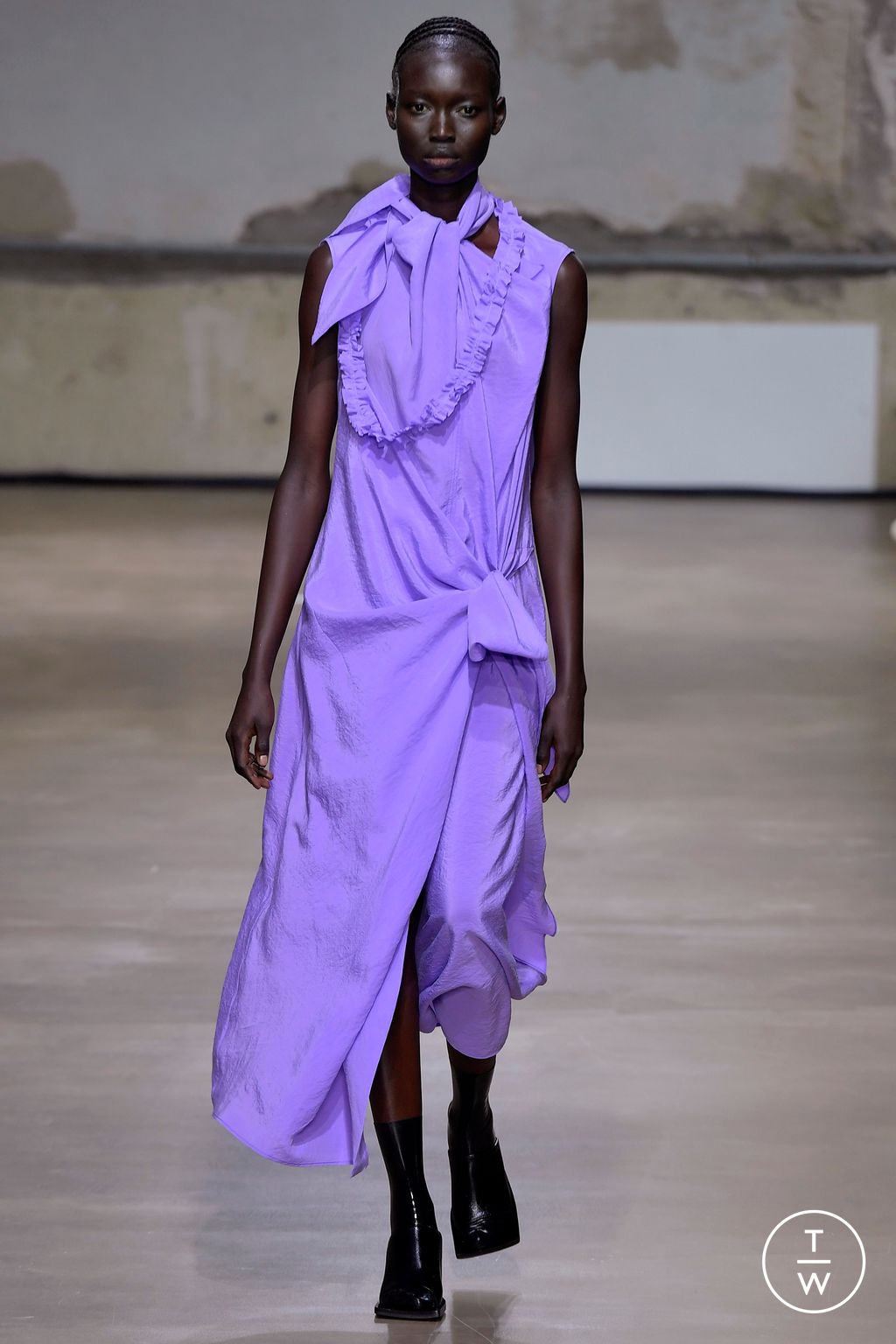 Fashion Week Paris Spring/Summer 2023 look 27 from the Christian Wijnants collection 女装