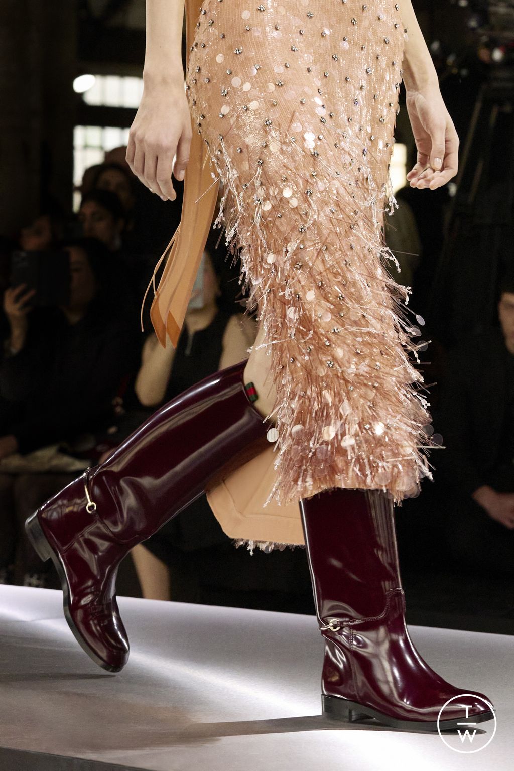 Fashion Week Milan Fall/Winter 2024 look 9 de la collection Gucci womenswear accessories