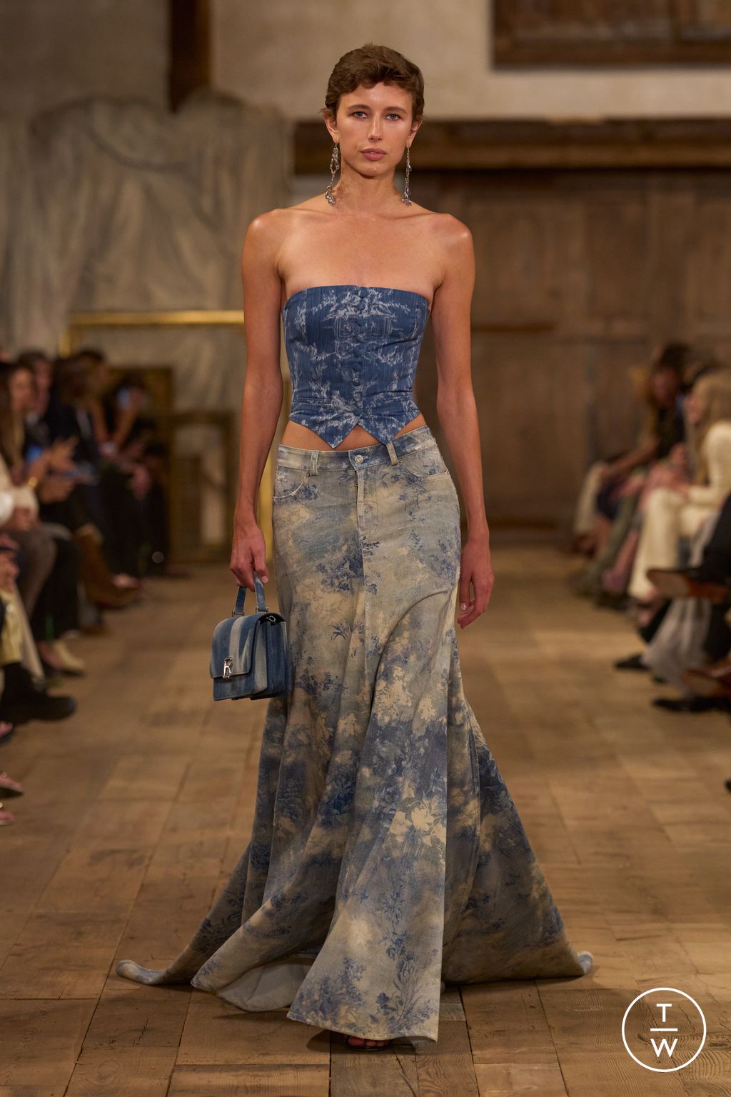 Fashion Week New York Spring/Summer 2024 look 9 from the Ralph Lauren collection 女装
