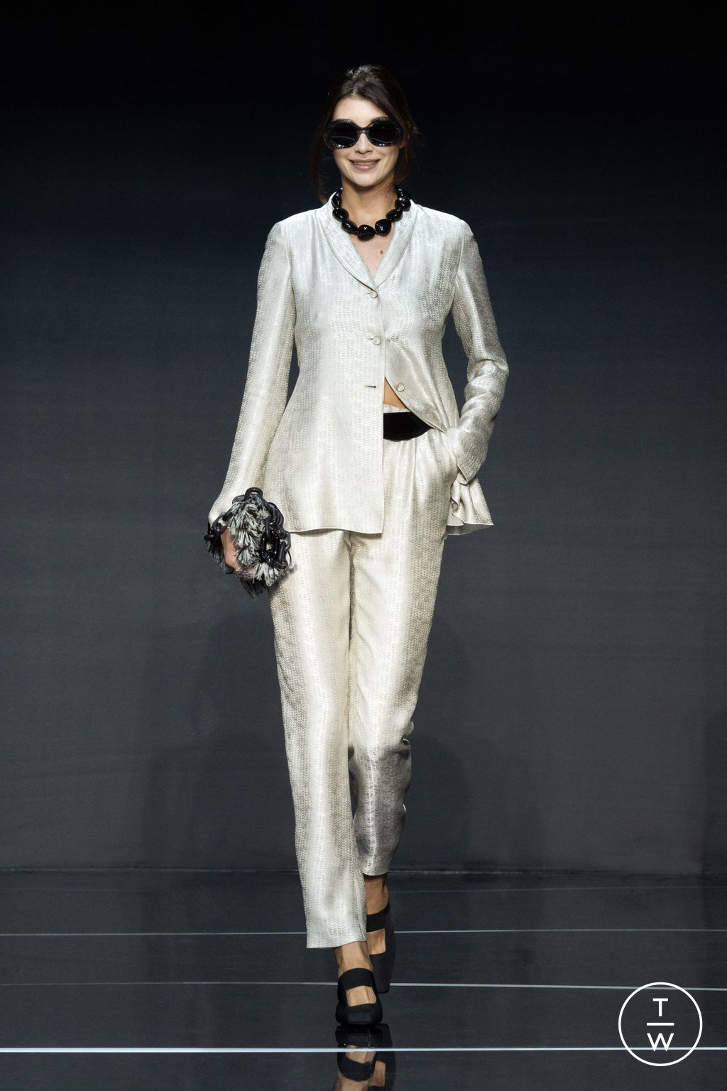 Fashion Week Milan Spring/Summer 2024 look 9 from the Emporio Armani collection 女装