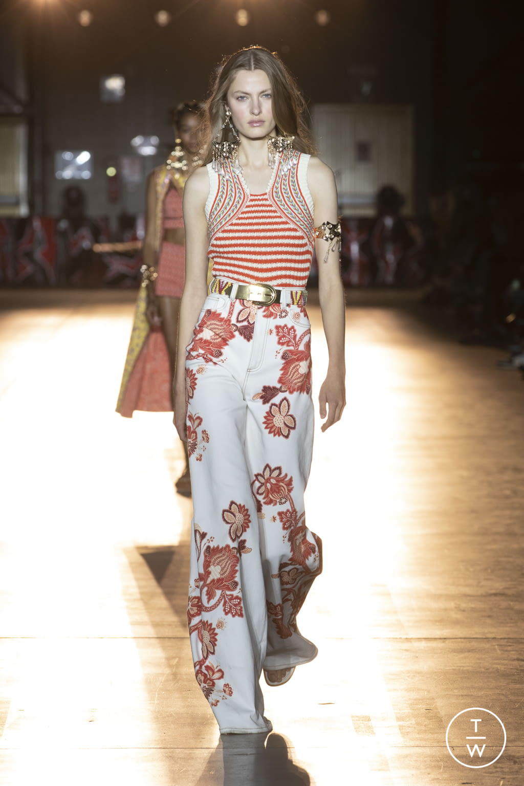 Fashion Week Milan Spring/Summer 2022 look 9 from the Etro collection 女装