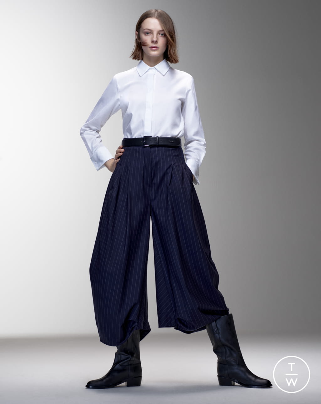 Fashion Week Milan Pre-Fall 2022 look 9 from the Max Mara collection womenswear