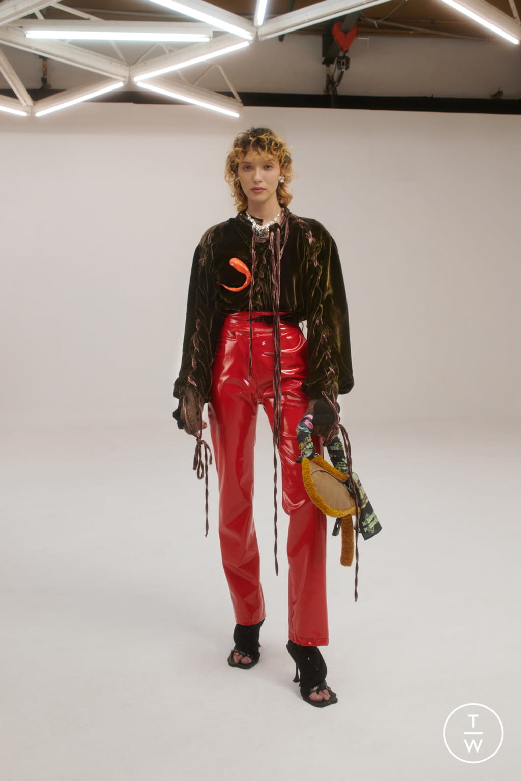 Fashion Week Paris Fall/Winter 2021 look 9 from the Ottolinger collection womenswear
