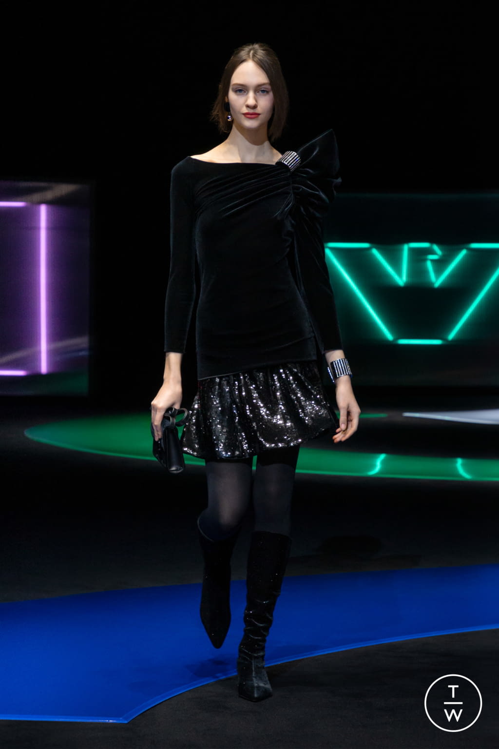Fashion Week Milan Fall/Winter 2021 look 97 from the Emporio Armani collection womenswear