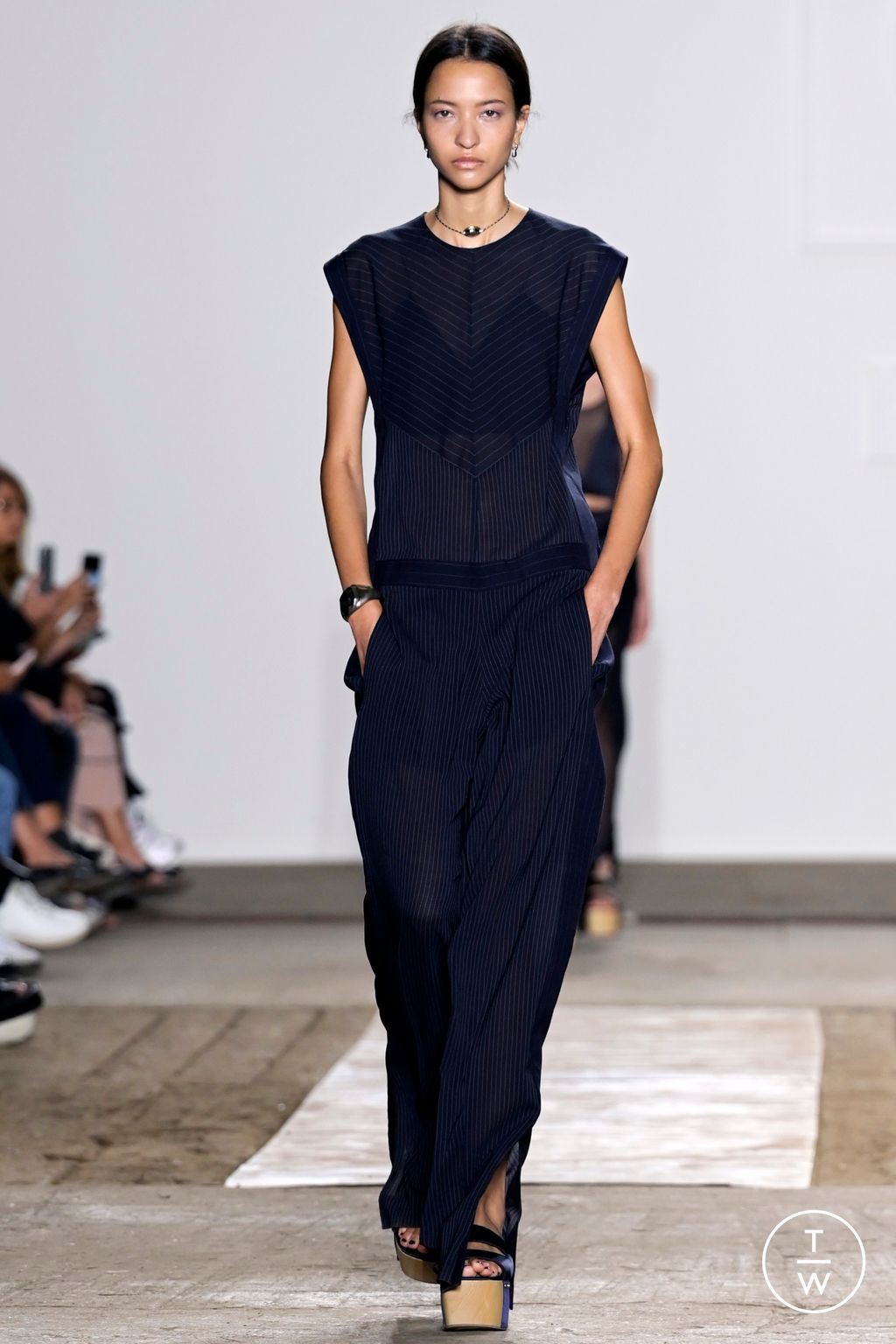 Fashion Week Milan Spring/Summer 2023 look 24 from the Ports 1961 collection 女装