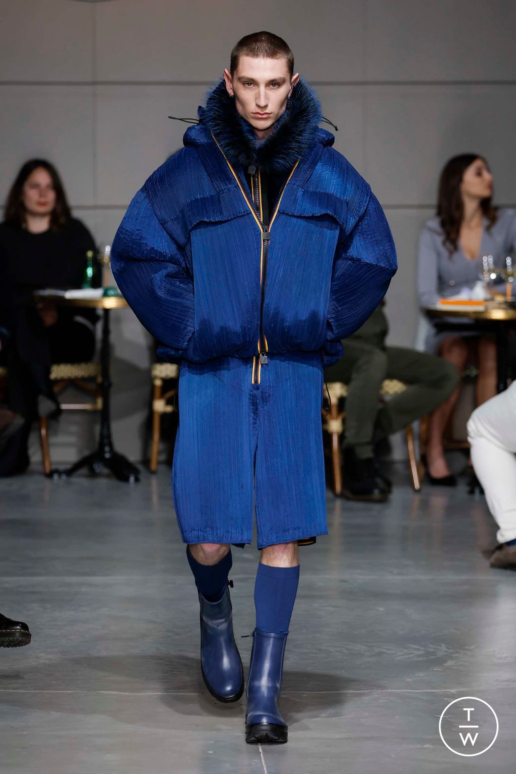 Fashion Week Milan Fall/Winter 2023 look 19 from the K-WAY R&D collection 男装