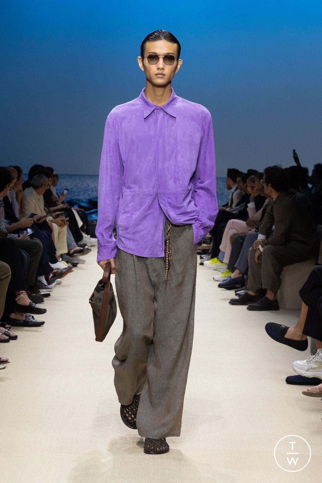 Fashion Week Milan Spring/Summer 2026 look 98 from the Giorgio Armani collection menswear