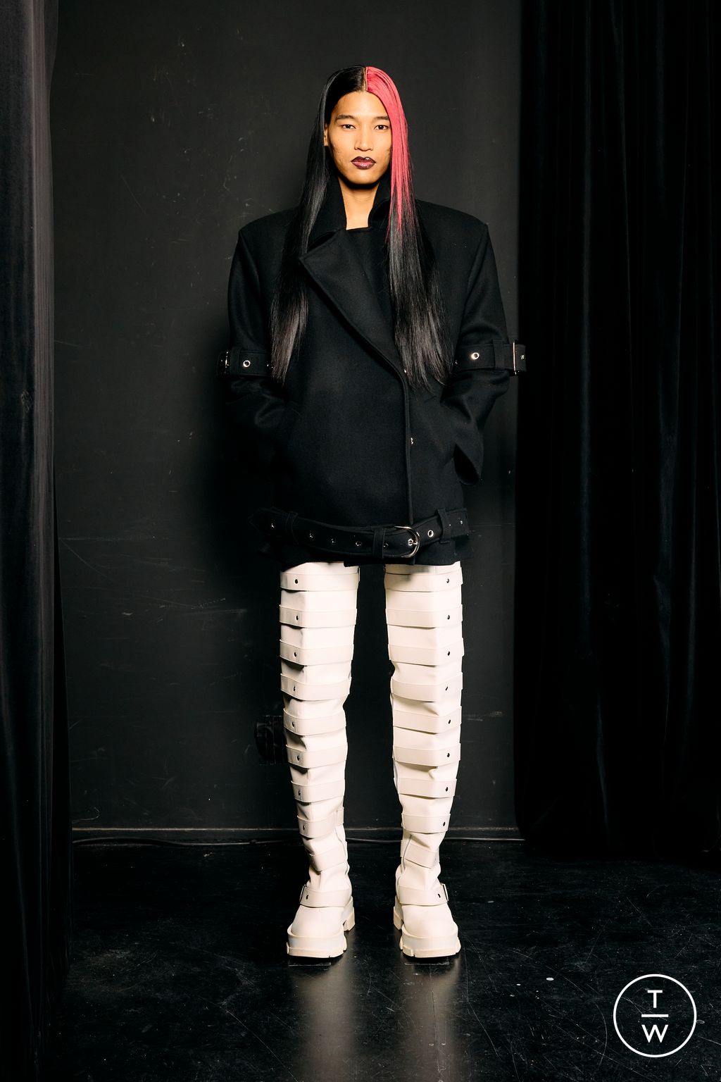 Fashion Week Paris Fall/Winter 2026 look 9 from the Jeanne Friot collection menswear