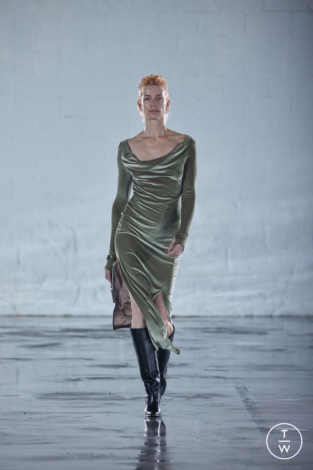 Fashion Week New York Fall/Winter 2023 look 9 de la collection Helmut Lang womenswear
