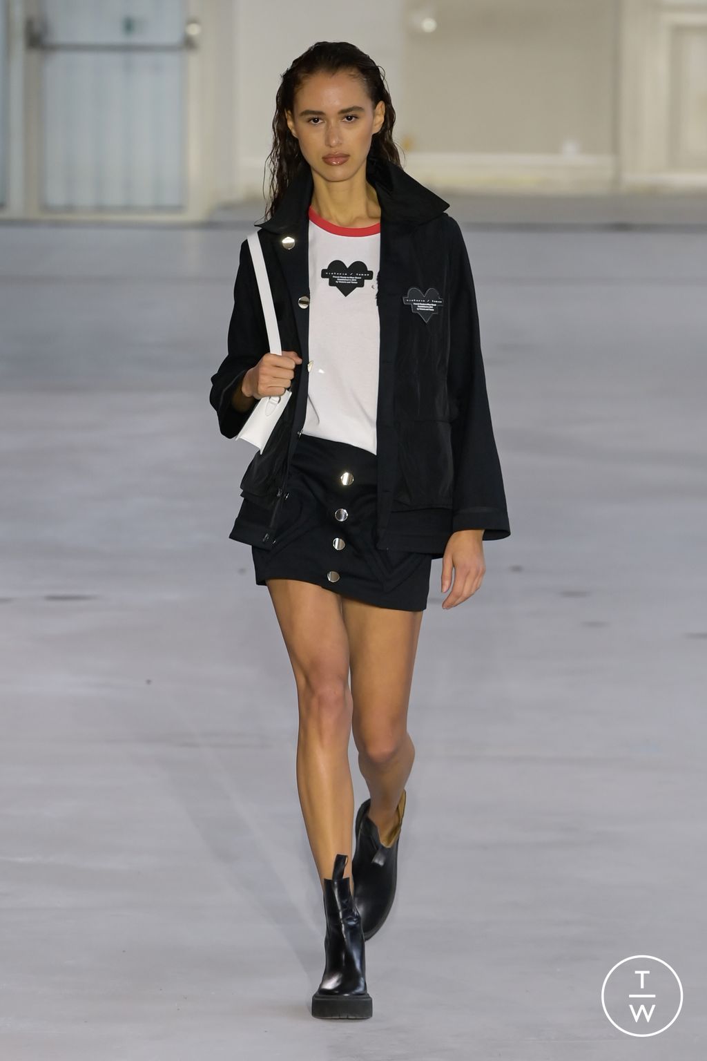 Fashion Week Paris Spring/Summer 2023 look 16 from the Victoria/tomas collection womenswear