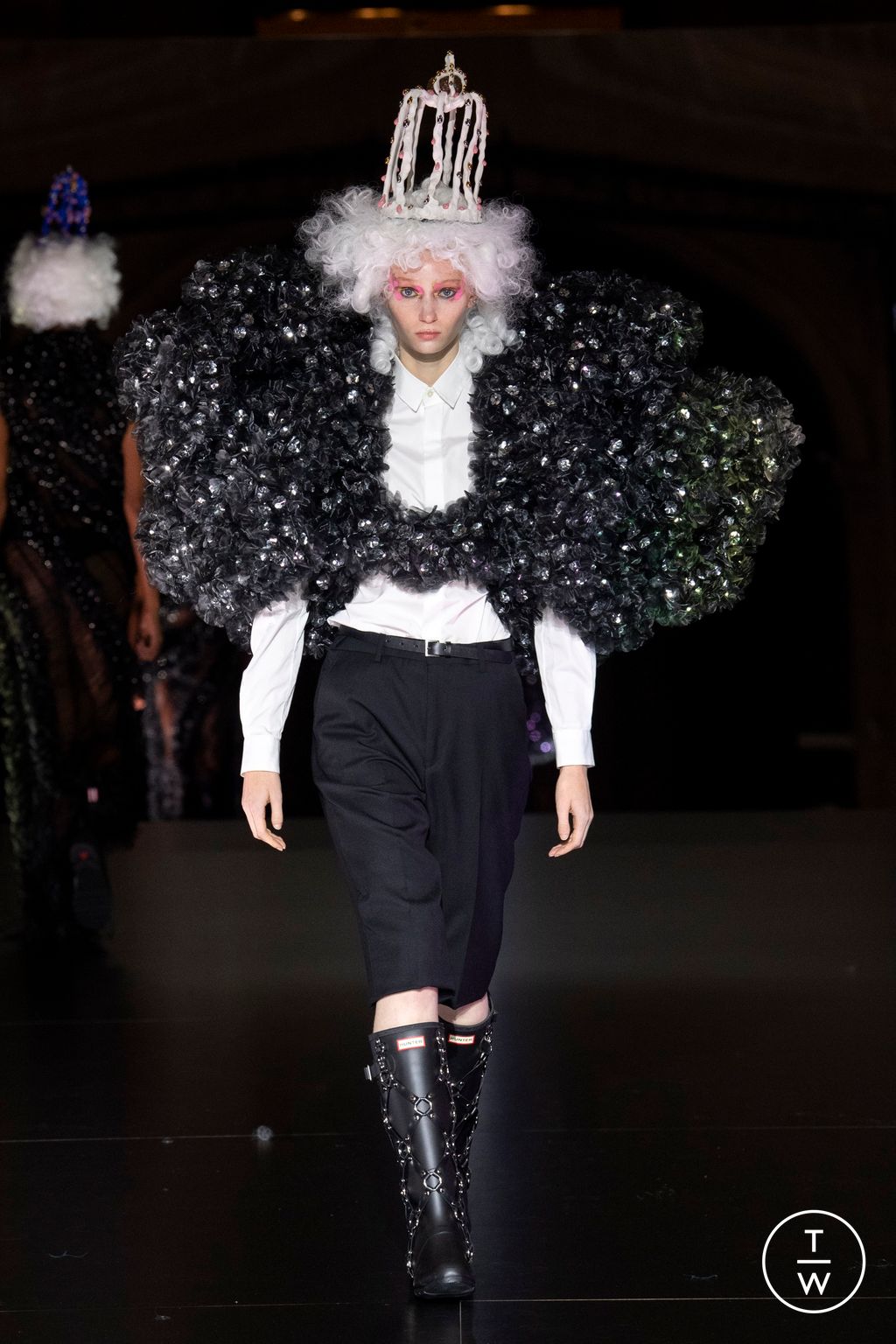 Fashion Week Paris Spring/Summer 2023 look 21 de la collection Noir Kei Ninomiya womenswear