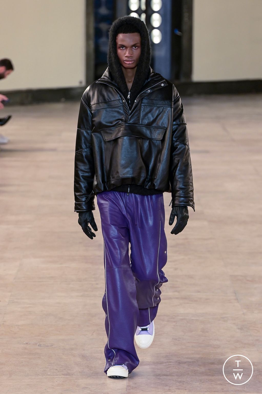 Fashion Week Paris Fall/Winter 2023 look 24 from the Nahmias collection menswear