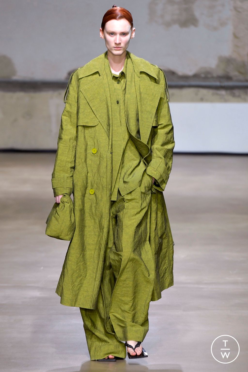 Fashion Week Paris Spring/Summer 2023 look 38 from the Christian Wijnants collection womenswear