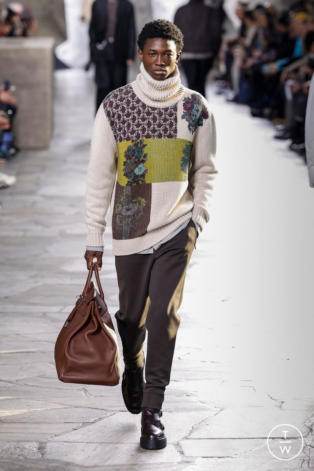 Fashion Week Paris Fall/Winter 2023 look 35 from the Hermès collection 男装