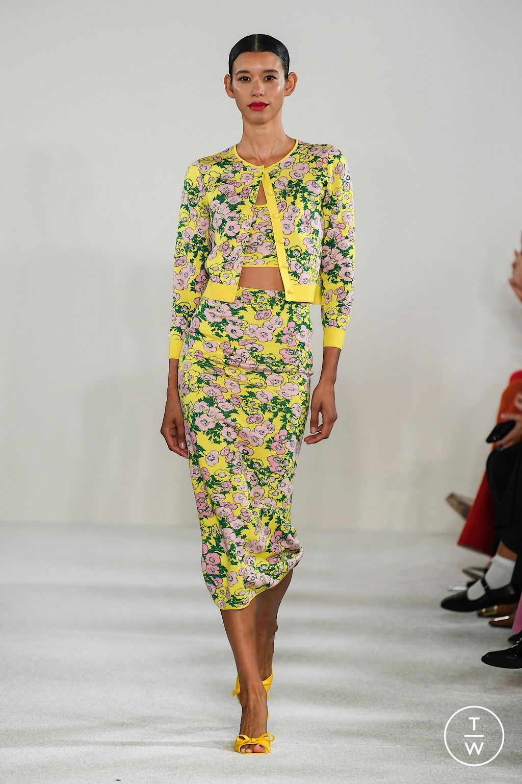 Fashion Week New York Spring/Summer 2023 look 21 from the Carolina Herrera collection 女装