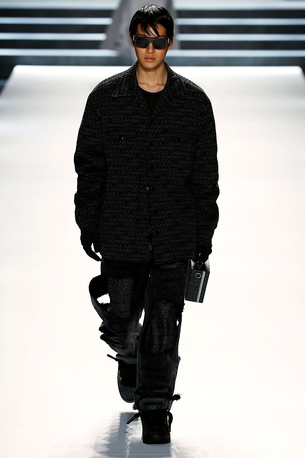Fashion Week Milan Fall/Winter 2023 look 48 from the Dolce & Gabbana collection 男装