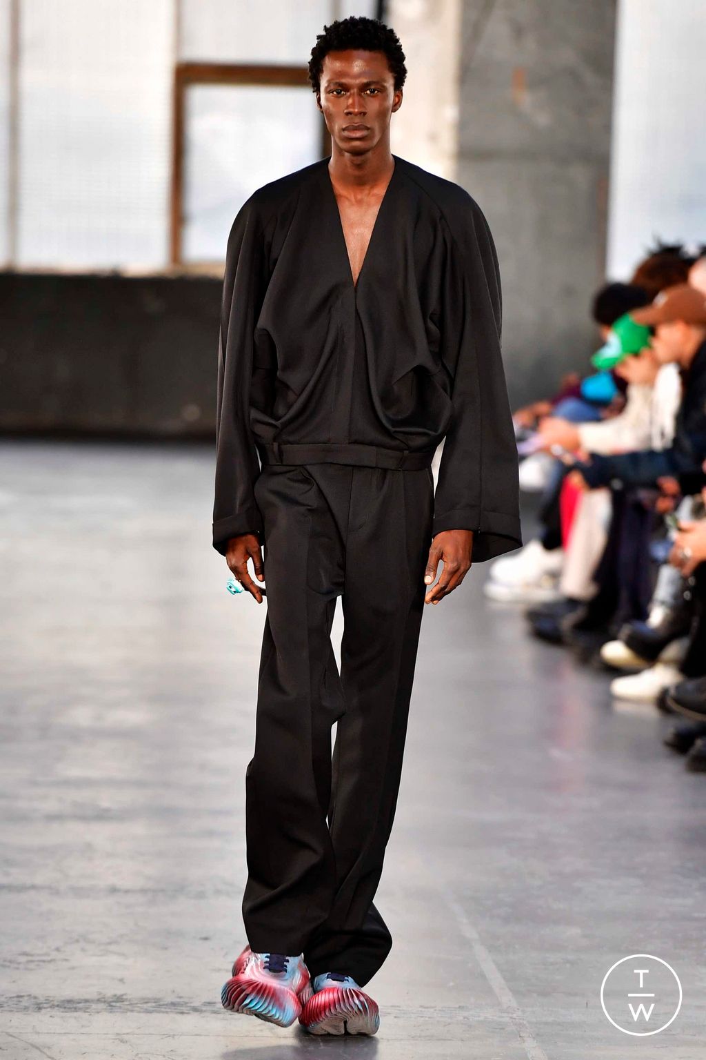 Fashion Week Paris Fall/Winter 2023 look 32 from the Botter collection menswear