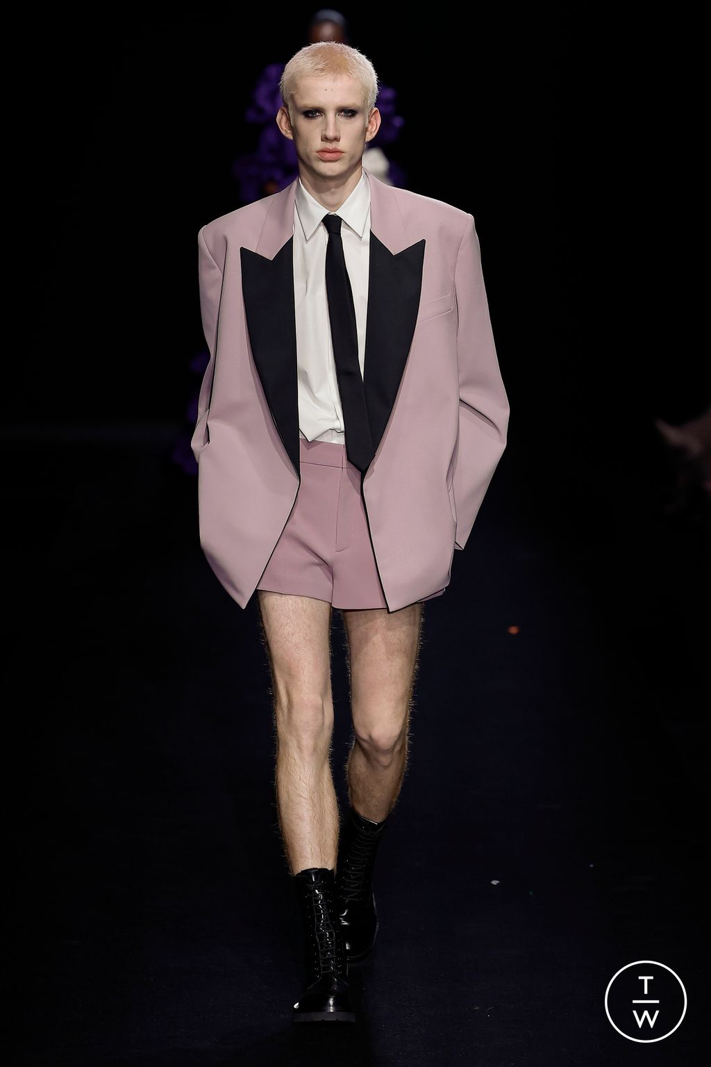 Fashion Week Paris Spring/Summer 2023 look 48 from the Valentino collection couture