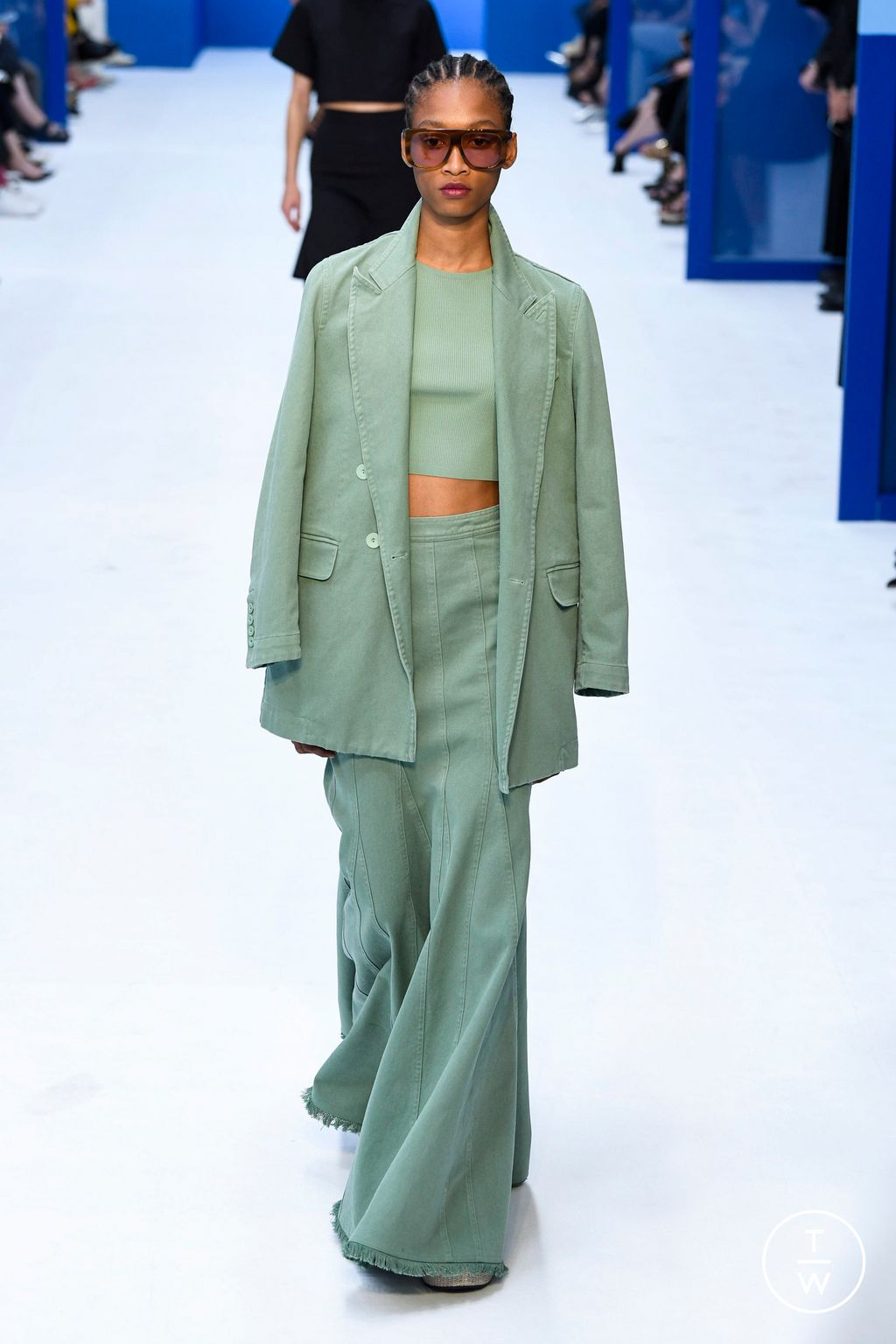 Fashion Week Milan Spring/Summer 2023 look 38 from the Max Mara collection 女装