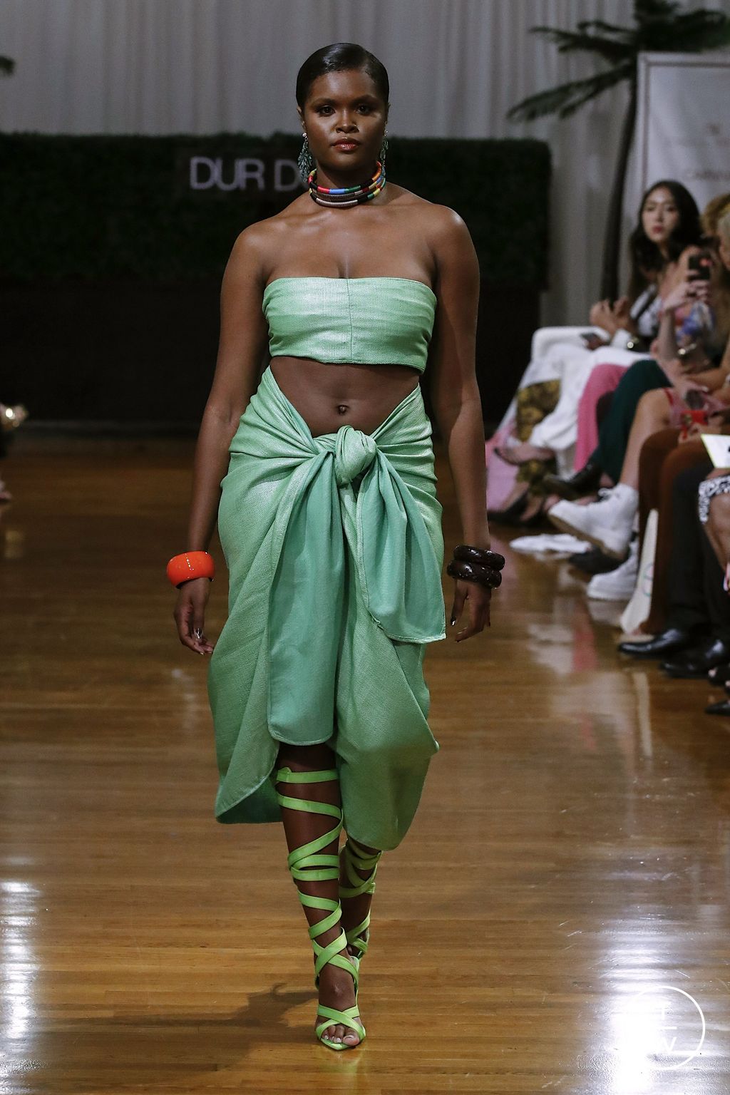 Fashion Week New York Spring/Summer 2023 look 26 de la collection Dur Doux womenswear