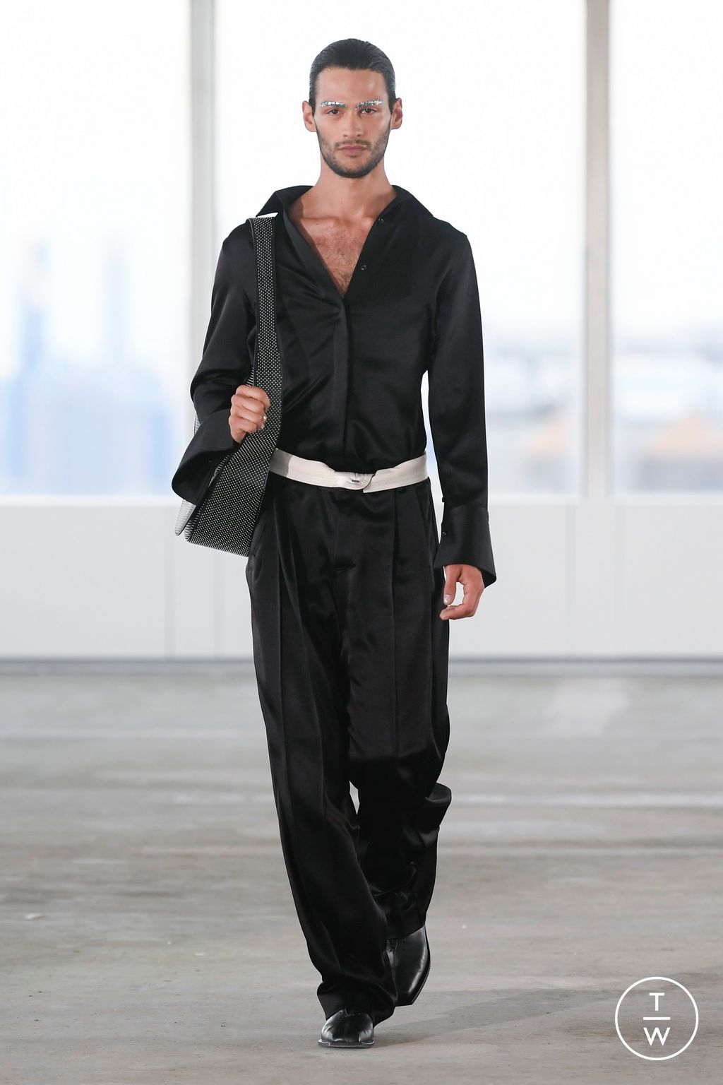 Fashion Week New York Spring/Summer 2023 look 4 from the Peter Do collection womenswear