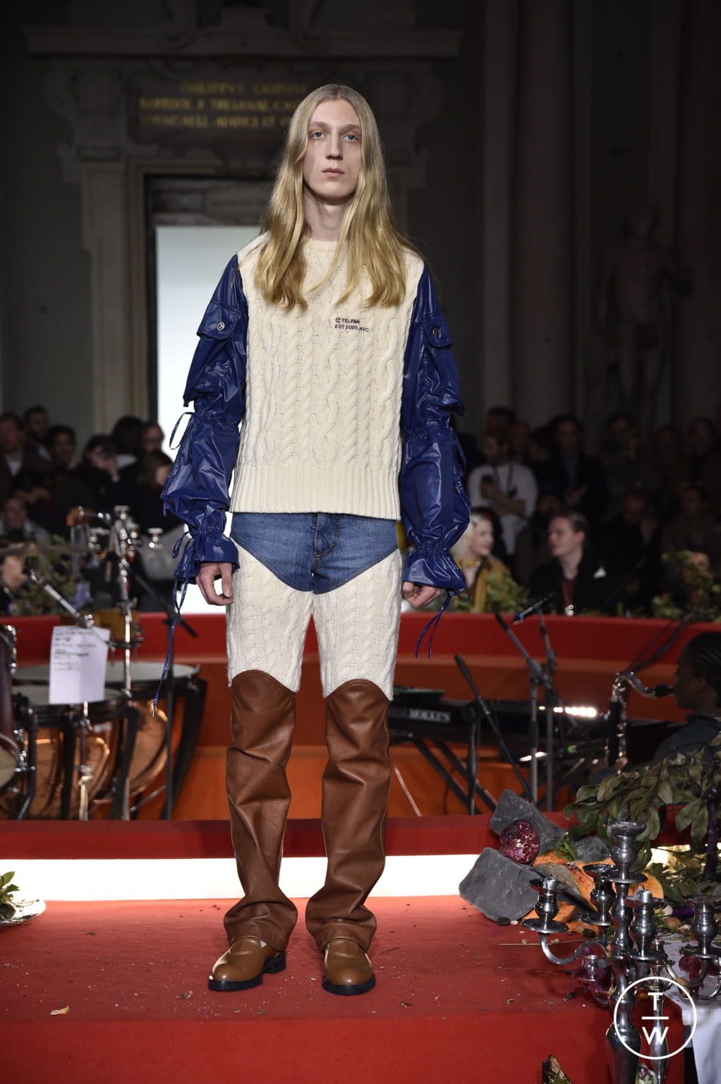 Fashion Week Florence - Pitti Fall/Winter 2020 look 6 de la collection Telfar menswear