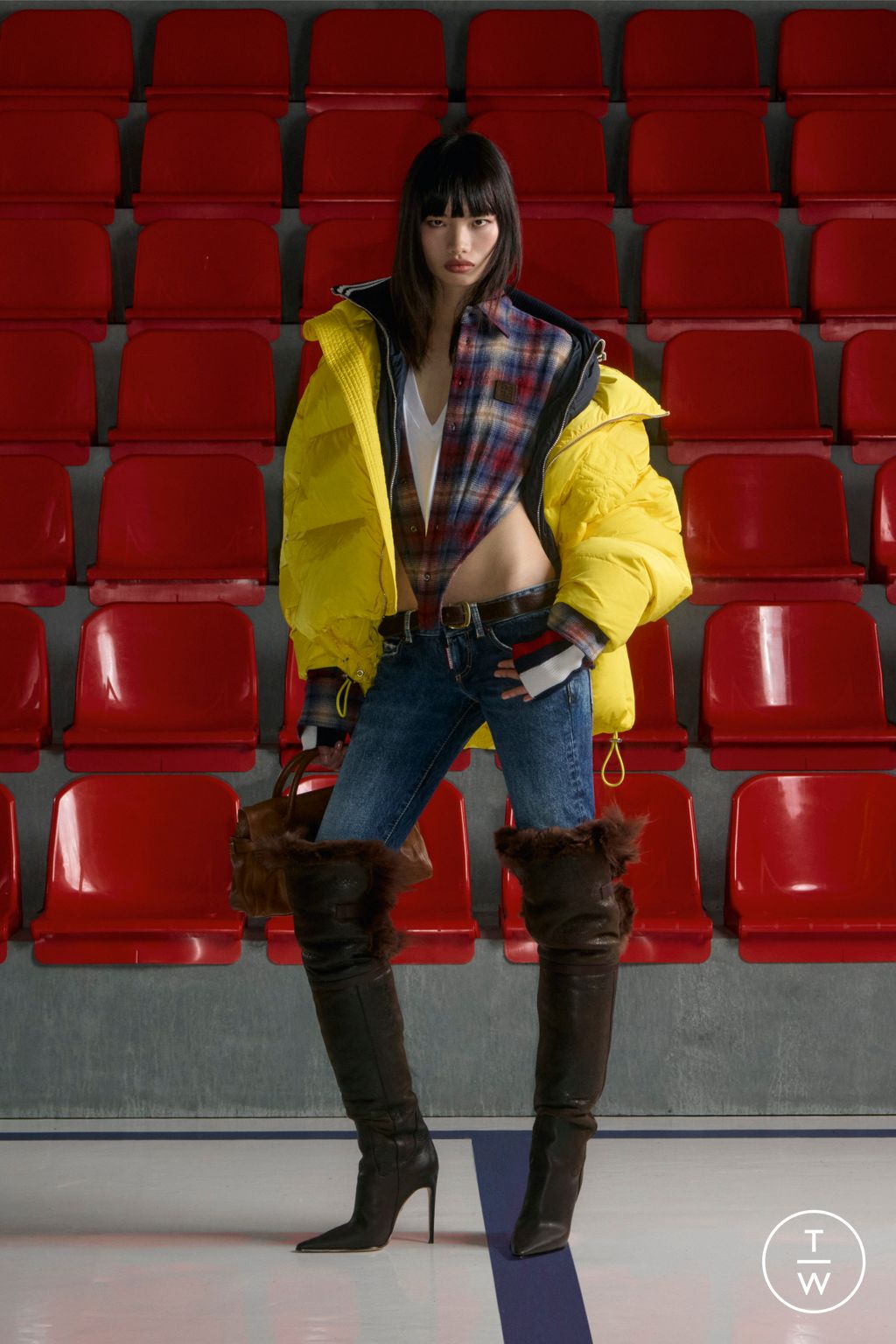 Fashion Week Milan Pre-Fall 2026 look 1 from the Dsquared2 collection 女装