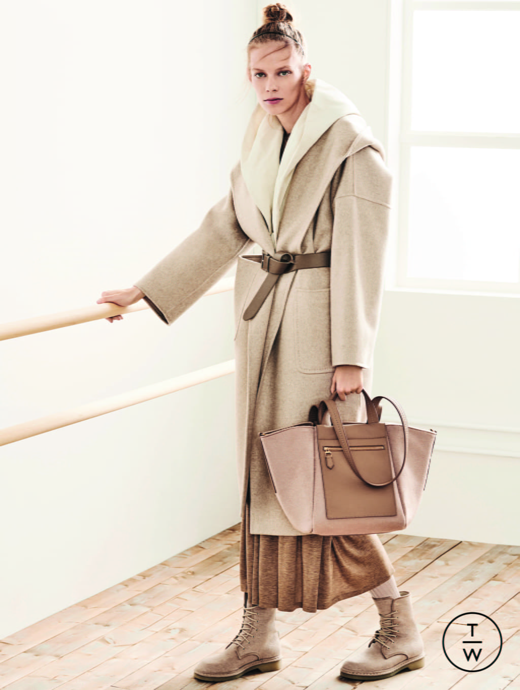 Fashion Week Milan Pre-Fall 2019 look 1 from the Max Mara collection 女装