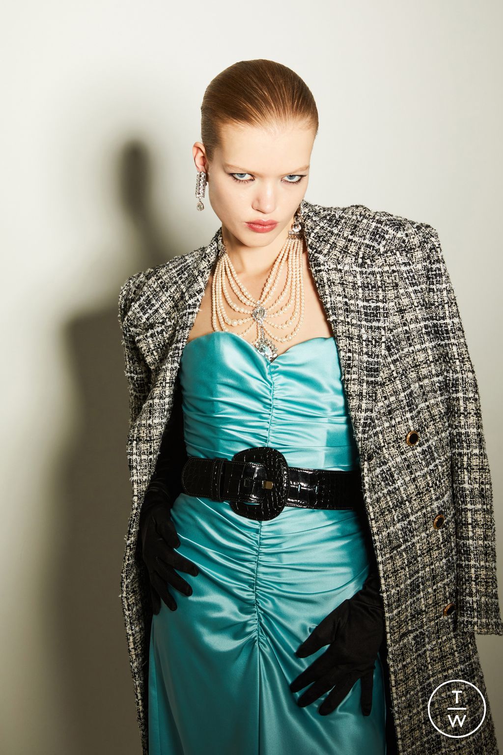 Fashion Week Paris Pre-Fall 2024 look 1 de la collection Alessandra Rich womenswear