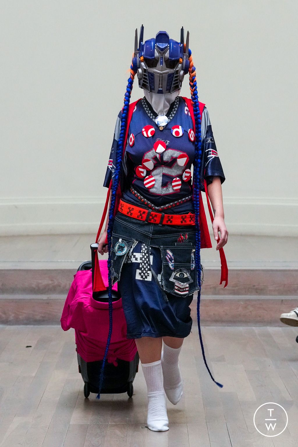 Fashion Week London Fall/Winter 2023 look 1 from the NOKI collection womenswear
