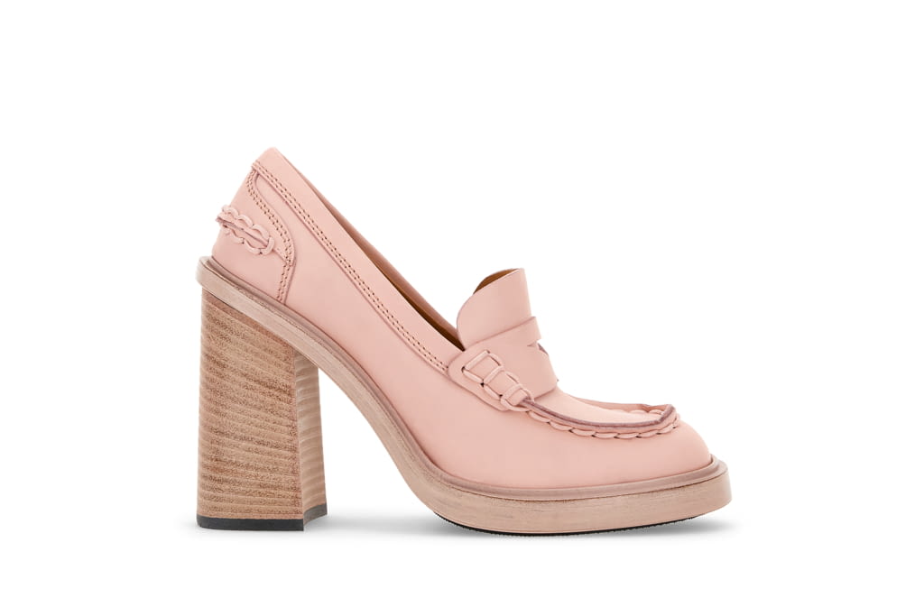 Fashion Week Milan Fall/Winter 2021 look 1 de la collection Tod's womenswear accessories