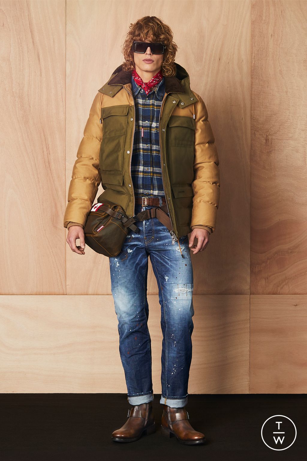 Fashion Week Milan Pre-Fall 2024 look 1 from the Dsquared2 collection 男装