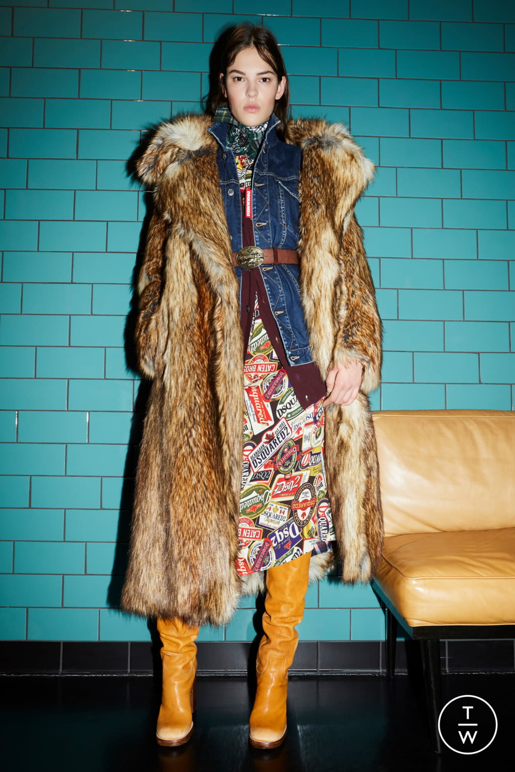 Fashion Week Milan Pre-Fall 2019 look 1 from the Dsquared2 collection 女装
