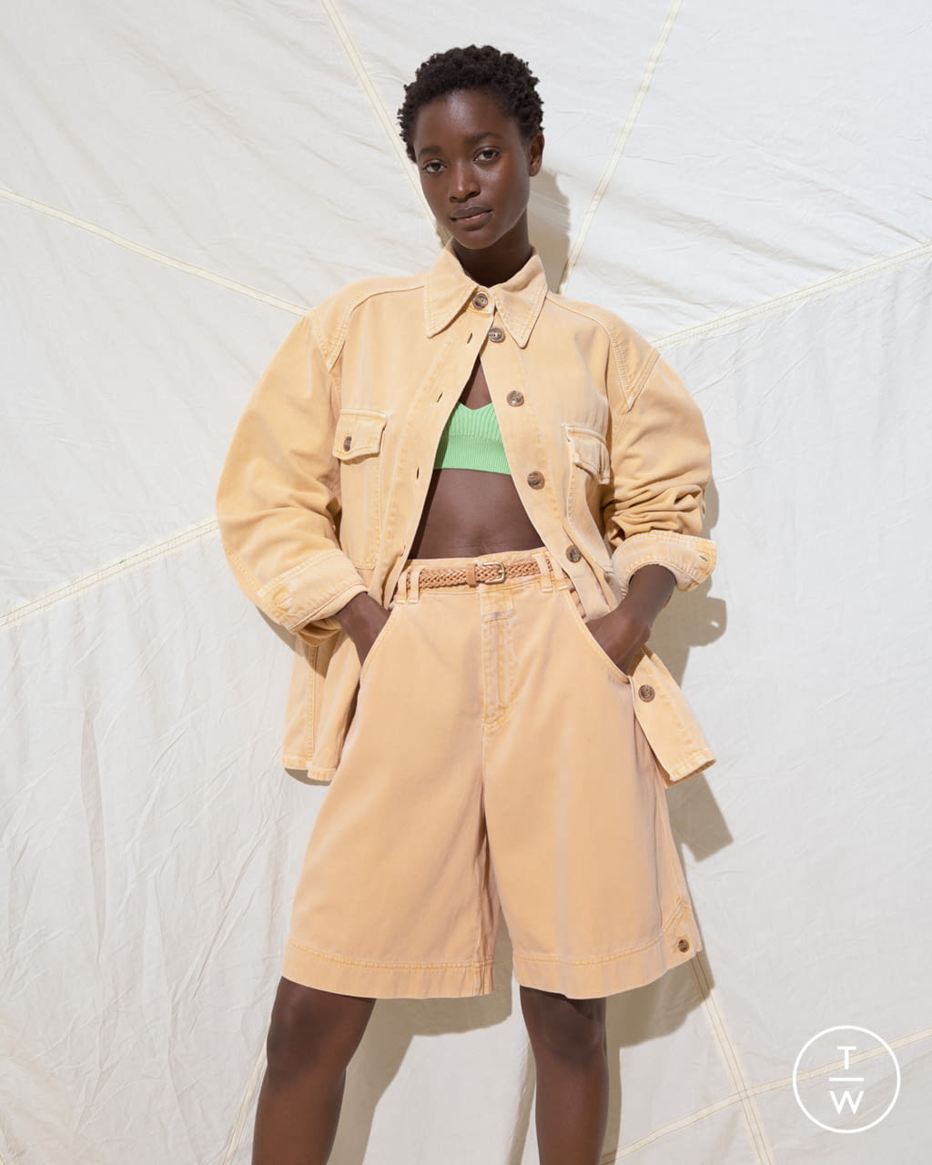 Fashion Week Paris Spring/Summer 2022 look 25 from the Closed collection womenswear