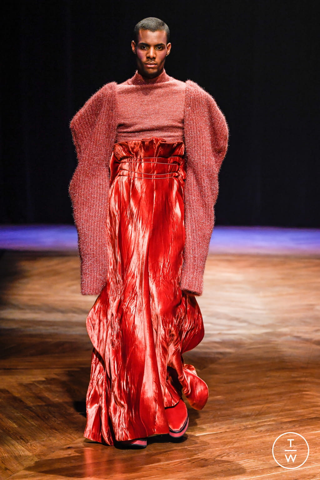 Fashion Week Paris Fall/Winter 2018 look 7 from the Parsons Paris collection womenswear