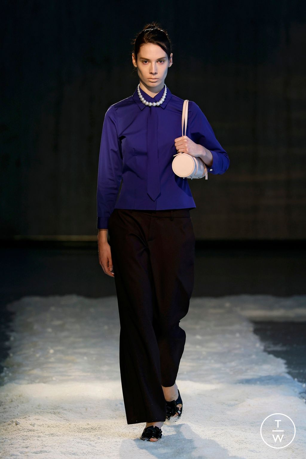 Fashion Week New York Fall/Winter 2025 look 10 from the Sandy Liang collection womenswear