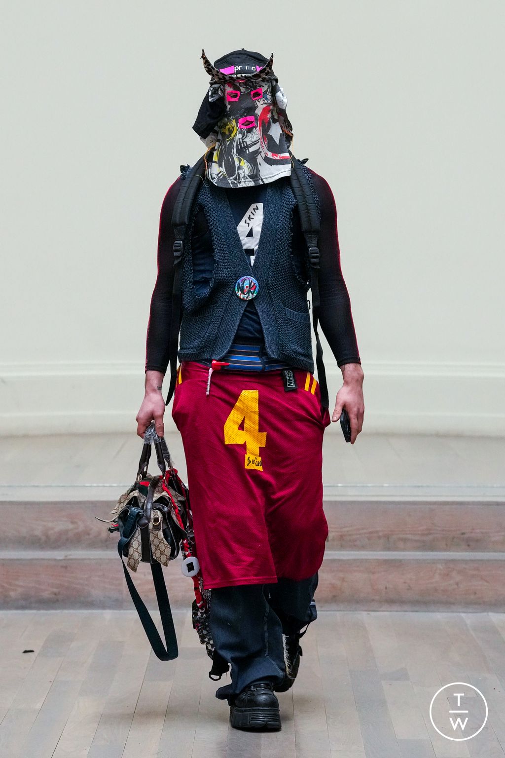 Fashion Week London Fall/Winter 2023 look 10 from the NOKI collection 女装