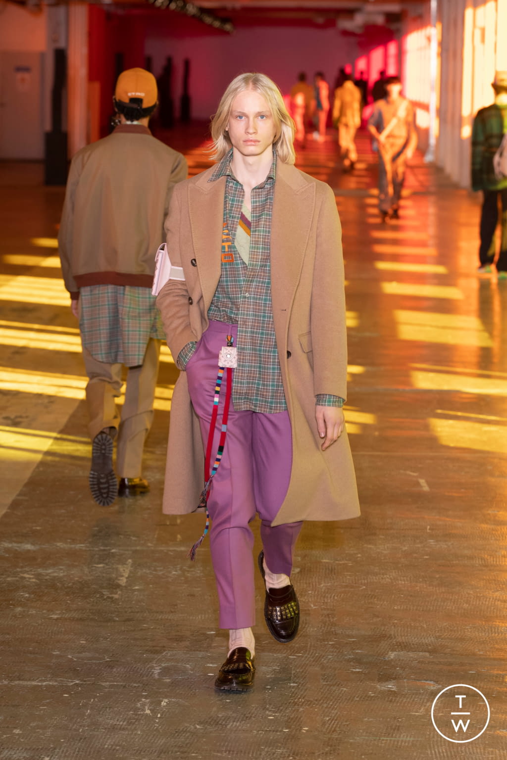 Fashion Week Milan Fall/Winter 2021 look 10 from the Etro collection 男装