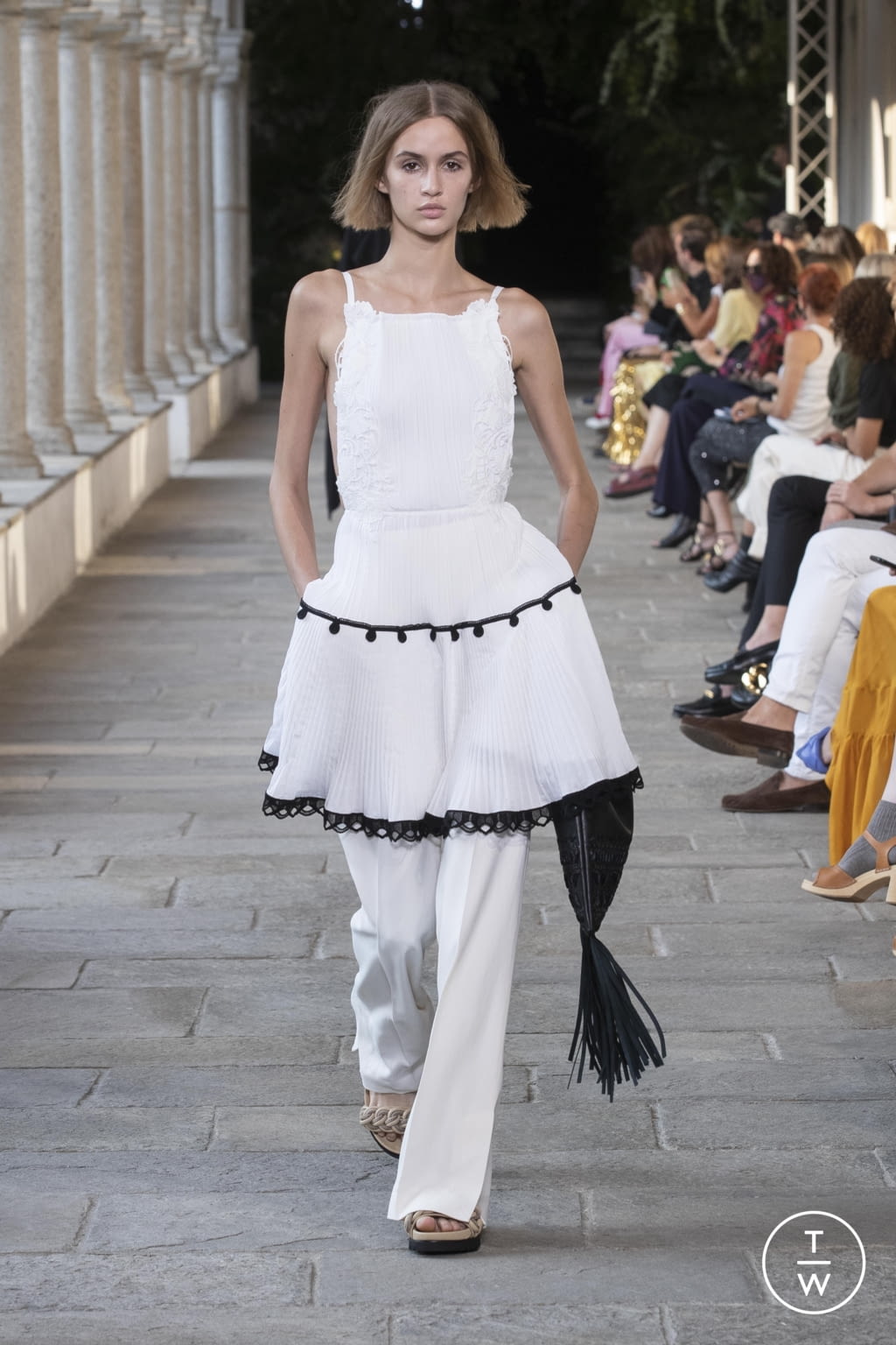 Fashion Week Milan Spring/Summer 2022 look 10 from the Alberta Ferretti collection womenswear