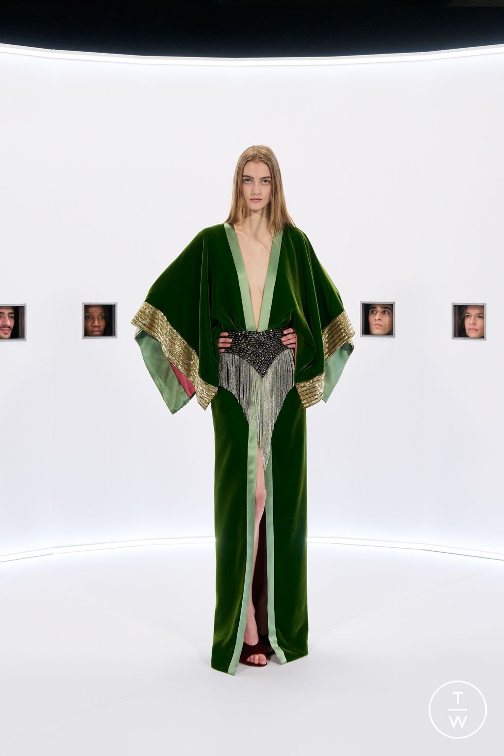 Fashion Week Paris Spring/Summer 2026 look 10 from the Valentino collection couture